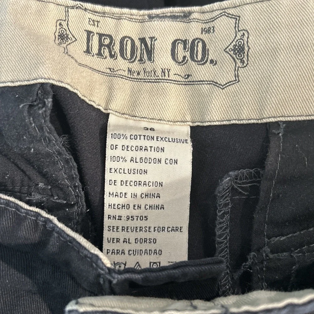 Iron Co Shorts Mens 36 Black Skater Baggy Cargo Pockets Utility Vintage Y2K Long